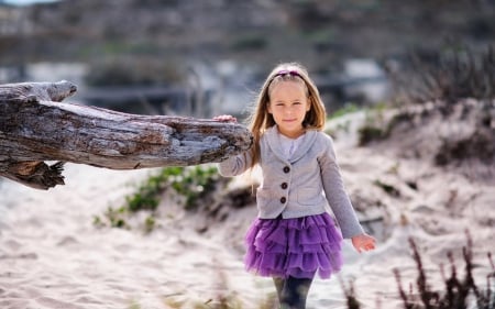 little girl - nice, fun, beauty, people, photography, standing, belle, sightly, white, pretty, baby, childhood, fair, cute, little, kid, bonny, adorable, dainty, girl, child, lovely, pure, nature, comely, pink, desktopnexus, beautiful, sweet, feet, blonde