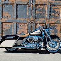 2002-Harley-Davidson-Road-King