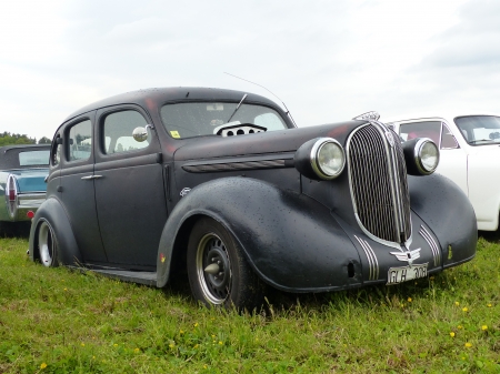 Plymouth 1936 - plymouth, sky, cars, black, show