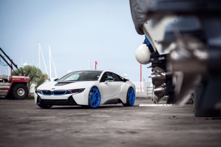 BMW-I8 - white, i 8, custom wheels, beamer