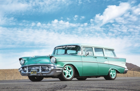 1957-Chevrolet-Wagon