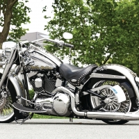 2003-Harley-Davidson-Softail-Heritage
