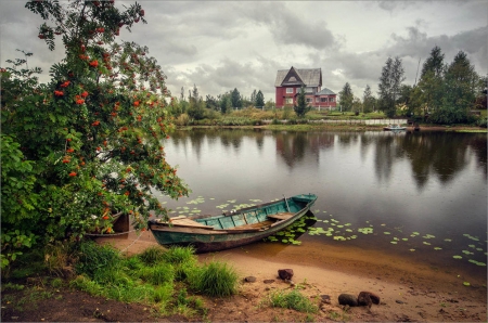 A quiet place - house, cool, boat, river