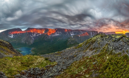 Great Landscape - wonderful, clouds, mountains, tree