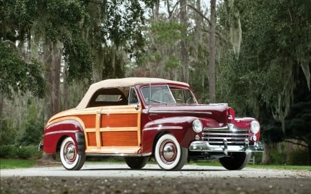 1948 Ford Deluxe Sportsman Convertible - cars, ford, sportsman, 1948