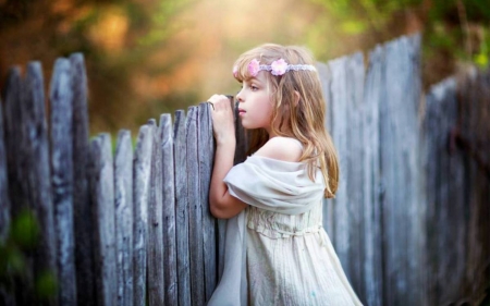 little girl - nice, fun, beauty, people, photography, standing, belle, sightly, face, white, pretty, baby, childhood, fair, cute, little, kid, bonny, adorable, dainty, girl, child, lovely, pure, comely, pink, desktopnexus, beautiful, sweet, blonde, flower