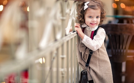 little girl - nice, fun, beauty, people, photography, standing, belle, sightly, face, white, pretty, baby, childhood, fair, cute, little, kid, bonny, adorable, dainty, girl, child, lovely, pure, comely, pink, desktopnexus, beautiful, sweet, smile, blonde