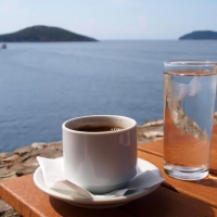 *Coffee next to the sea*