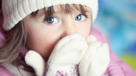 Blue eyes beauty - hat, girl, cold, blue eyes