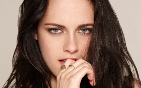 Kristen Stewart - woman, Kristen Stewart, girl, face, green eyes, actress