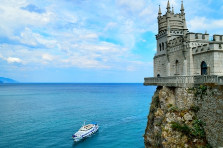 Swallow's Nest ~ Crimea - crimea, water, castle, boat