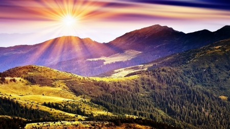 The rays of the sun and mountains - mountains, autumn, forest, the rays of the sun