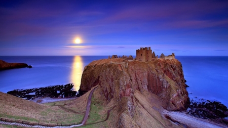 Dunnottar Castle - nature, lake, reflection, castle, sunset, sea