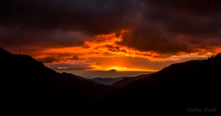 SMOKEY MOUNTAIN - nature, mountains, smokey, sunset