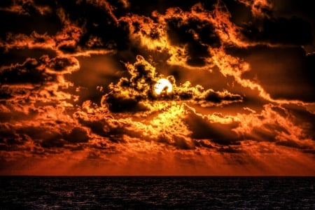 A MEXICAN SUNSET - SUNSET, SUNRAYS, CLOUDS, SKY, OCEAN