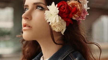 Pretty Woman - flowers, face, girl, beauty