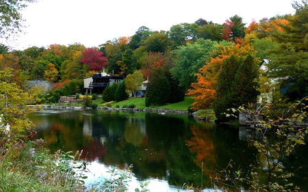 Rivire Magog en automne Sherbrooke - sherbrooke, river, autumn