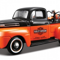Pick Up Harley Davidson Motor Cycles
