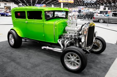 Street-Shaker - Hotrod, Big Motor, Classic, Green