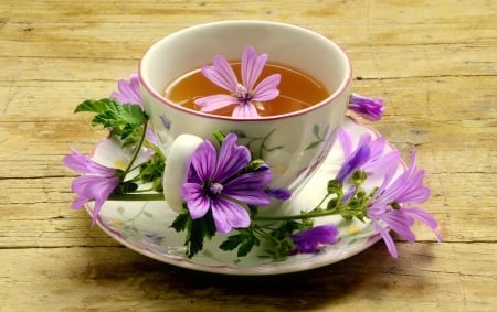 Tea with flowers