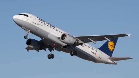 Lufthansa Airbus A320-200 - transport, a320, plane, lufthansa, airbus