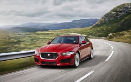 jaguar xe s