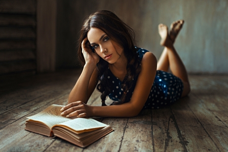 Beautiful girl and book - girl, Beautiful, book, feet