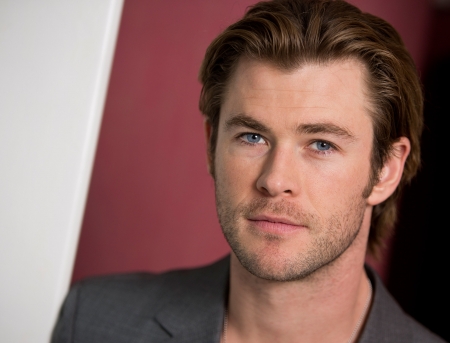 Chris Hemsworth - white, man, red, blue eyes, chris hemsworth, actor, blond