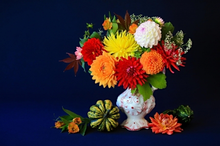 Autumn Still Life - autumn, fruits, bouquet, vase, fall, arrangement, leaves, flowers, dahlias