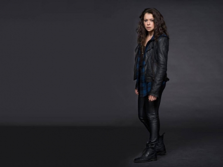 Tatiana Maslany - canadian, orphan black, tatiana maslany, actress, wallpaper, boots, tatiana, model, maslany, 2015