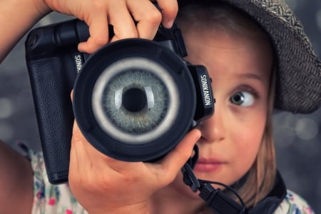 Eye extension - hat, girl, blue eyes, fetita, child, copil, funny, john wilhelm, camera, situation, eye extension