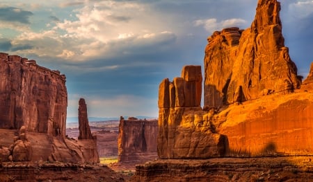 spectacular canyon - cliffs, clouds, canyon, rocks