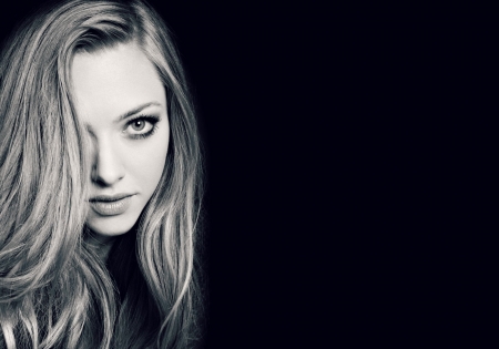 Amanda Seyfried - white, woman, actress, girl, amanda seyfried, bw, black