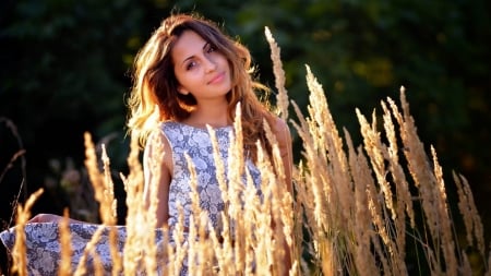 Cute & Lovely - Cute, Attractive, Smile, Lovely, Sunlight, Beauty, Face, Grass Field, Model, Pose, Gown, Woman, Female, Blonde, Beautiful, Pretty, Look, Hair, Gorgeous, Girl, Charming