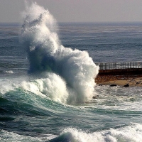 Waves Crashing