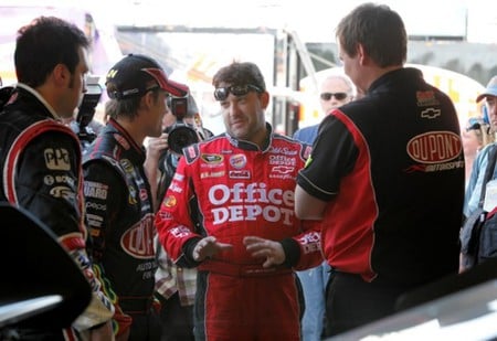 Stewart Giving Gordon Pointers - sports, nascar