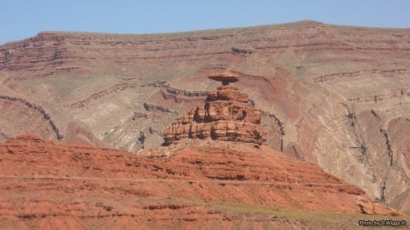 Mexican Hat, Utah - nature, sky, hat, utah, mountains, mexican