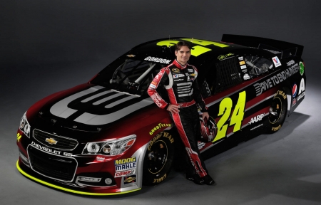 #24 Jeff and his Car - wide screen, photography, auto, jeff gordon, racing, champion, gordon, nascar, 24, photo