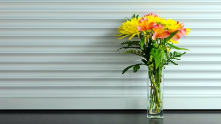 Flowers in a vase - flowers, wp, nature, desktop