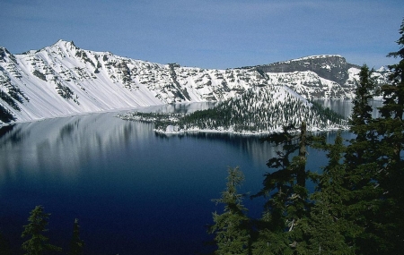 Cool place - lake, water, mountains, amazing