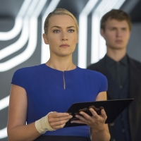 Insurgent (2015)