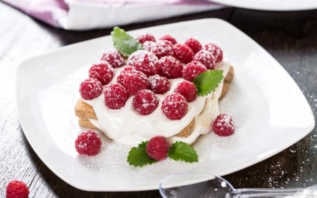 Sweet Dessert - cream, dessert, raspberries, cake