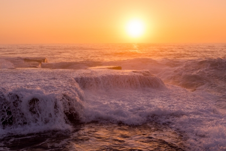 Sunrice - cliffs, foam, ocean, sun, waves