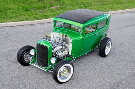 1930-Ford-Highboy-Sedan - classic, green, chrome, hotrod