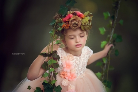 Little princess - flower, copil, girl, dress, fetita, little, meg bitton, leaf, swing, princess, leagan, green