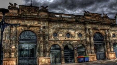 lovely old commercial building hdr - street, dumpsters, old, commercial, hdr, architecture