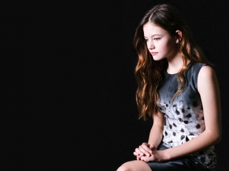 Mackenzie Foy - foy, actress, mackenzie foy, beautiful, 2015, wallpaper, mackenzie, model