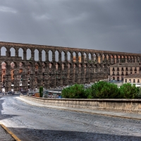 roman aquifer in segovia spain hdr