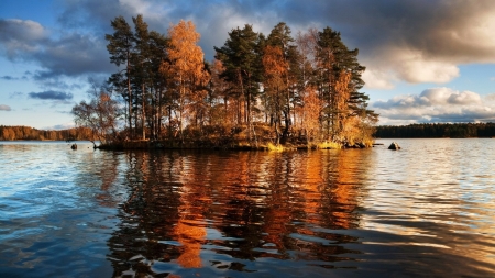 Beautiful Autumn Trees on the Lake - nature, autumn, lake, trees, reflection, clouds, water