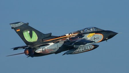 CATS EYE - fighter, tornado, jet, recon